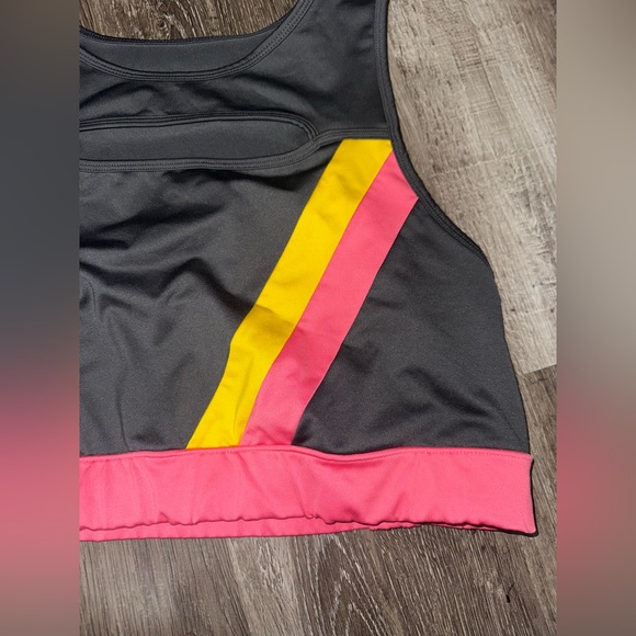 Flirtitude Active Women’s Low Impact Sports Bra Size 3X - Picture 2 of 5